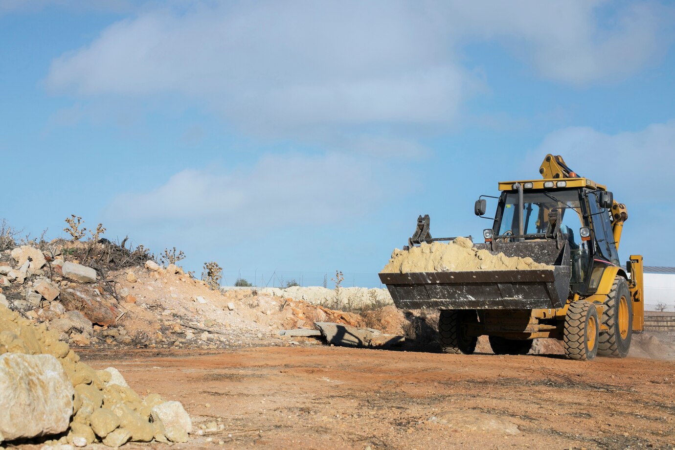 heavy-excavator-digging-day-light_23-2149194834